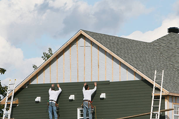 Professional Siding Replacement technician working in Delta, OH